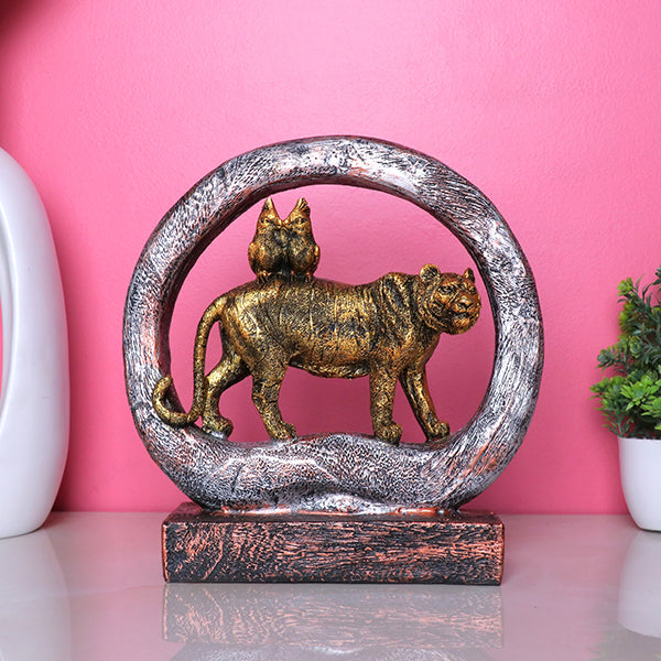 Antique Lion Showpiece